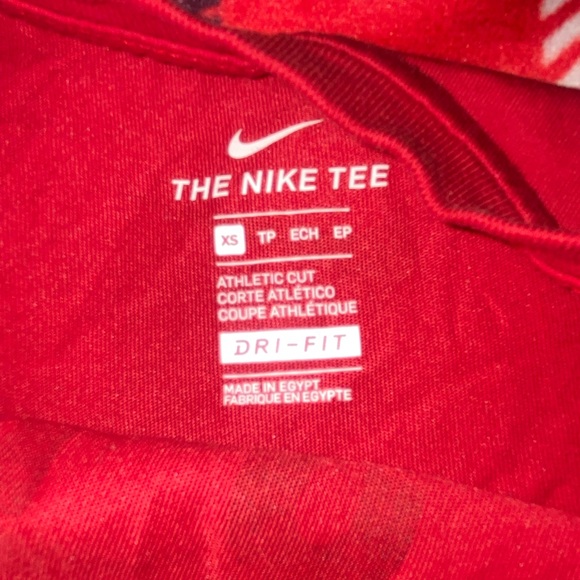 SOLD on Mercari! Nike Tank Top XS - Picture 2 of 3